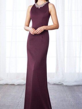 NWT Cameron Blake 116659 with Keyhole Back Formal Gown Eggplant size 8 and 20